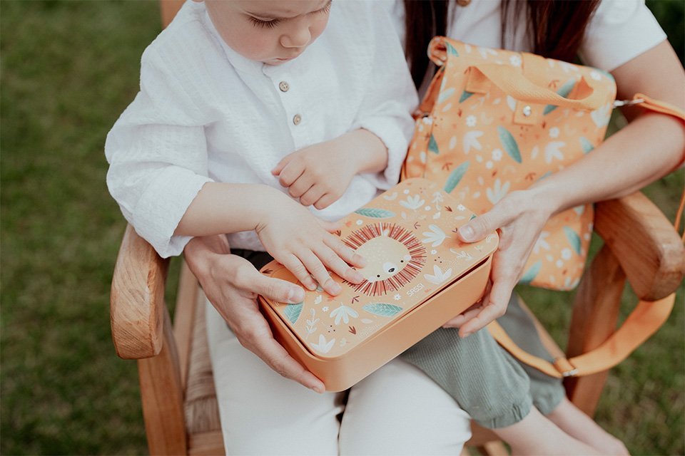 Lunch box in plastica riciclata